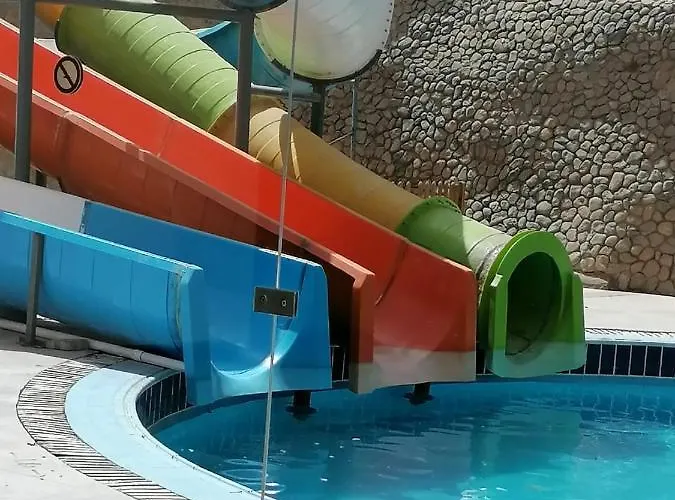 Sun & Sea And Aqua Park - 3*