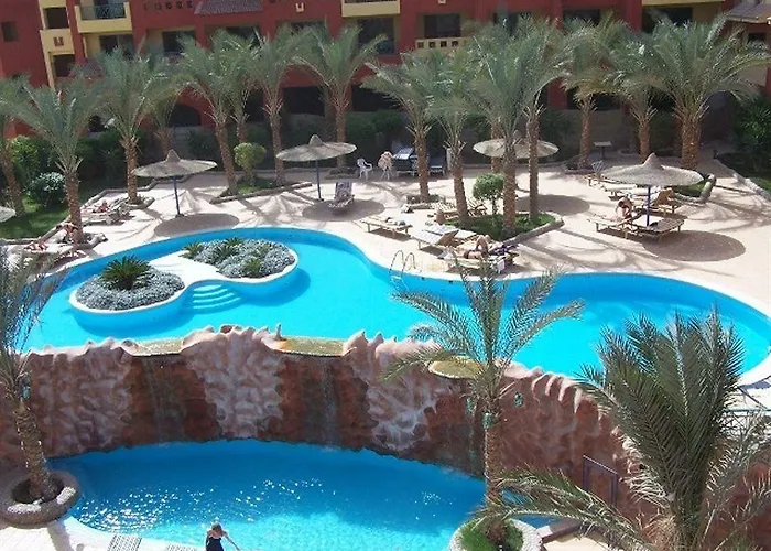 Üdülőközpont Sun & Sea And Aqua Park - Gurdaka