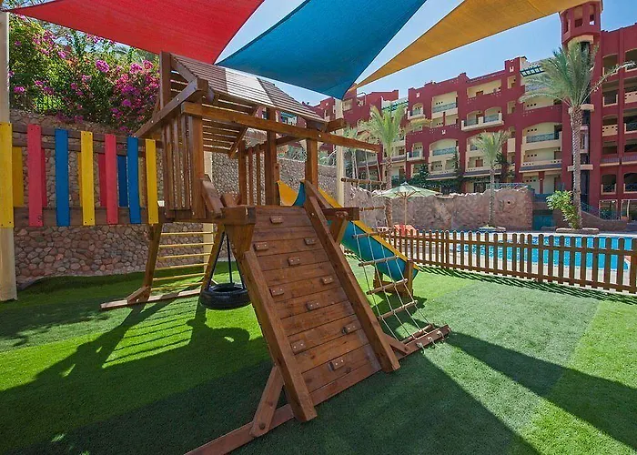 Sun & Sea And Aqua Park - Üdülőközpont Gurdaka