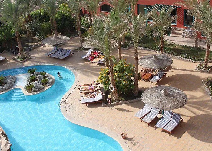 Sun & Sea And Aqua Park - Üdülőközpont Gurdaka