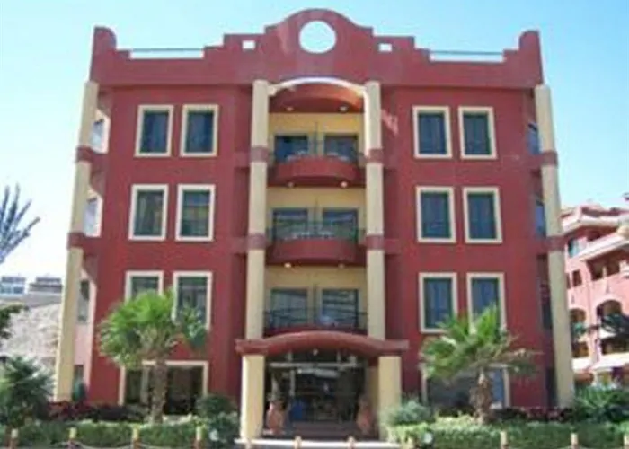 Sun & Sea And Aqua Park - 3* Gurdaka